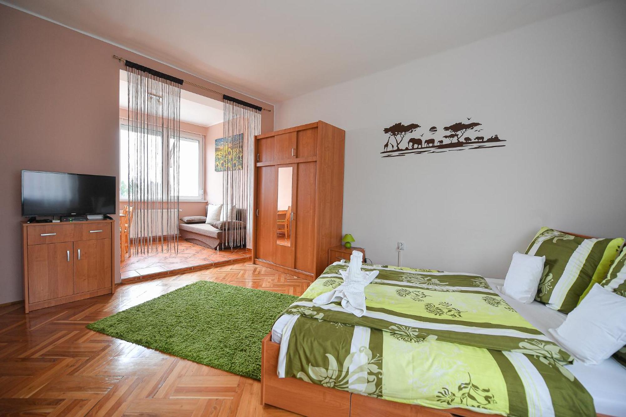 Kokusz Apartmanok เอ็กเกอร์ ห้อง รูปภาพ