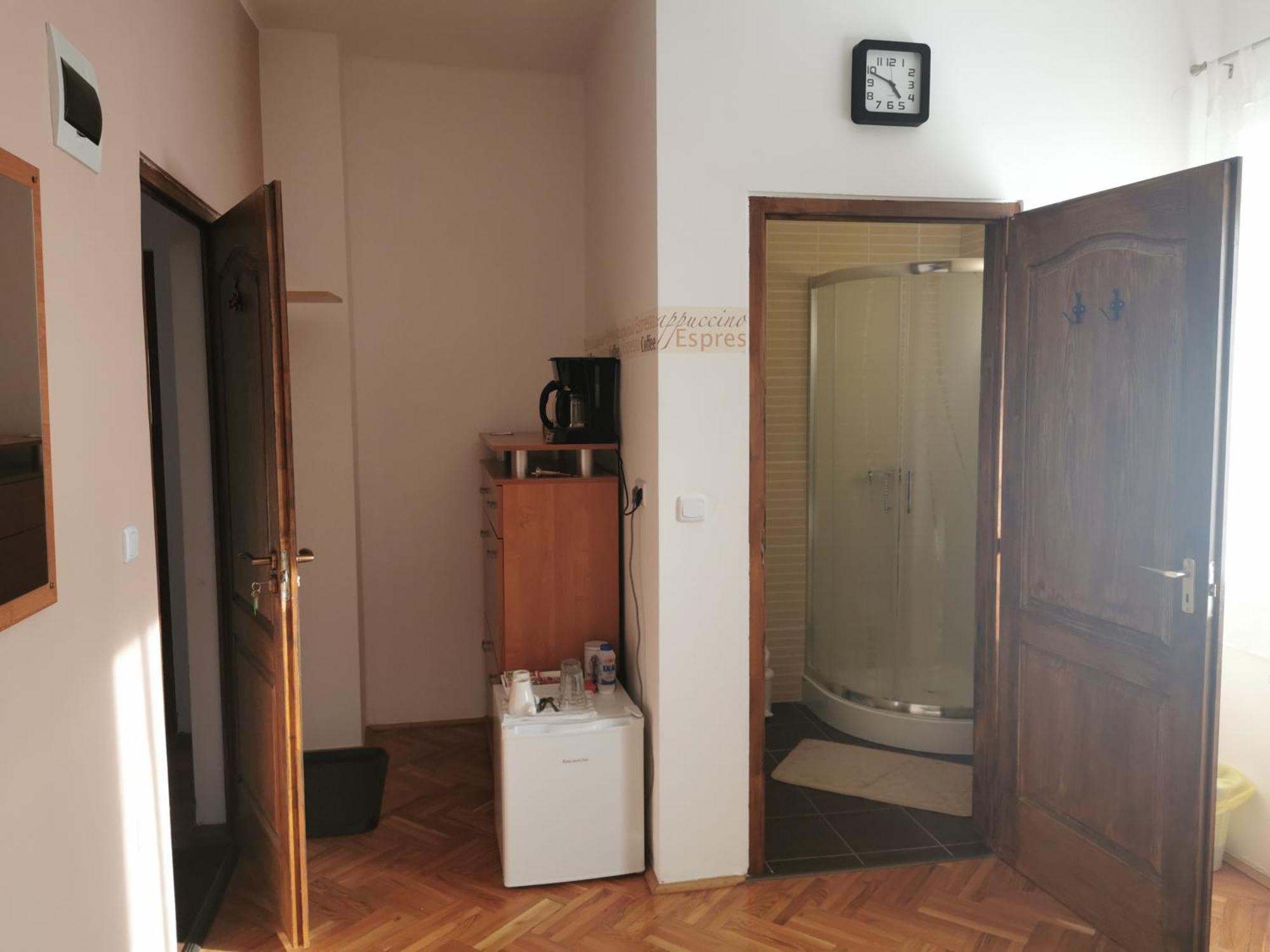 Kokusz Apartmanok เอ็กเกอร์ ห้อง รูปภาพ